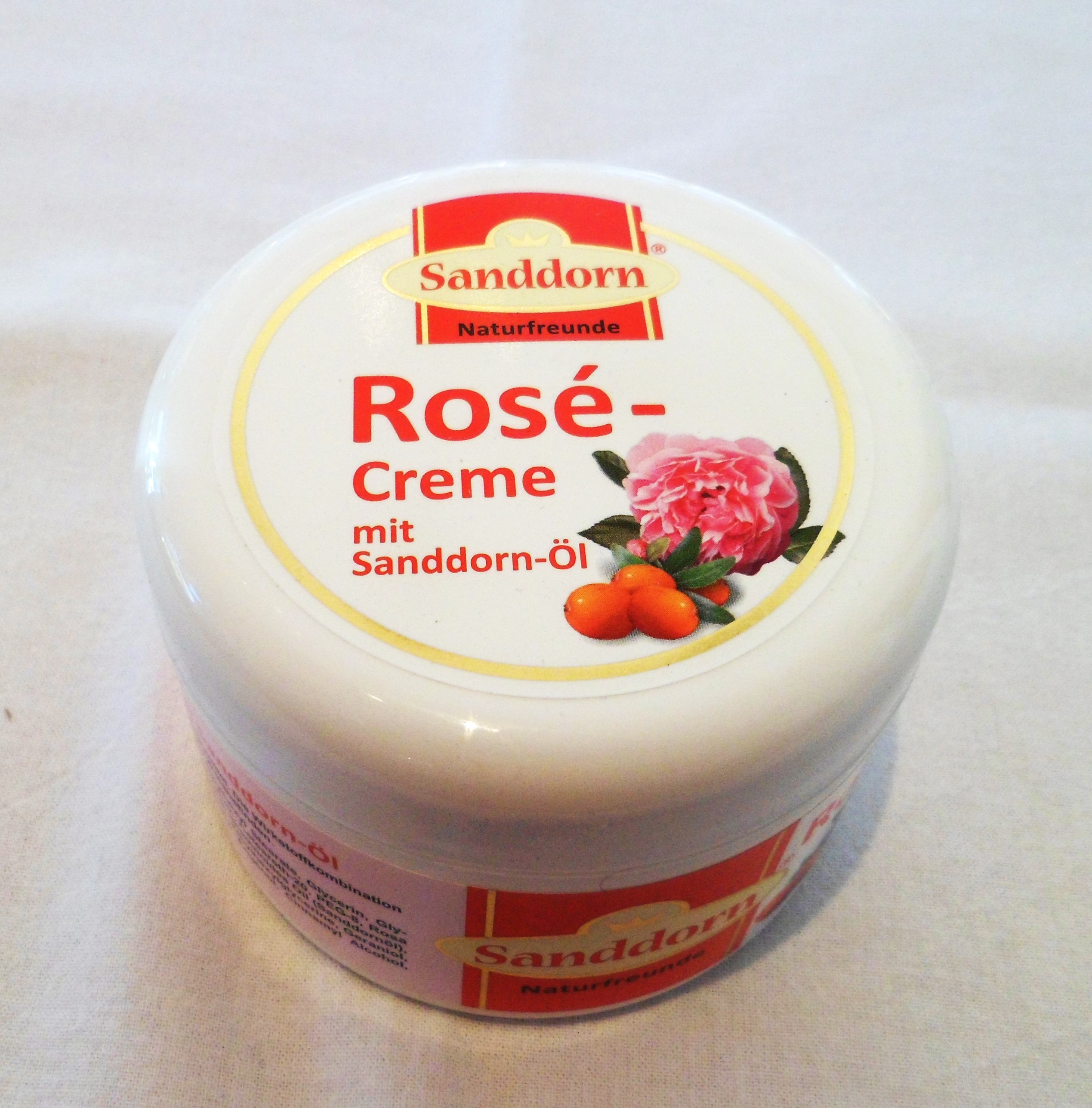 Rose-Creme mit Sanddorn-Öl
